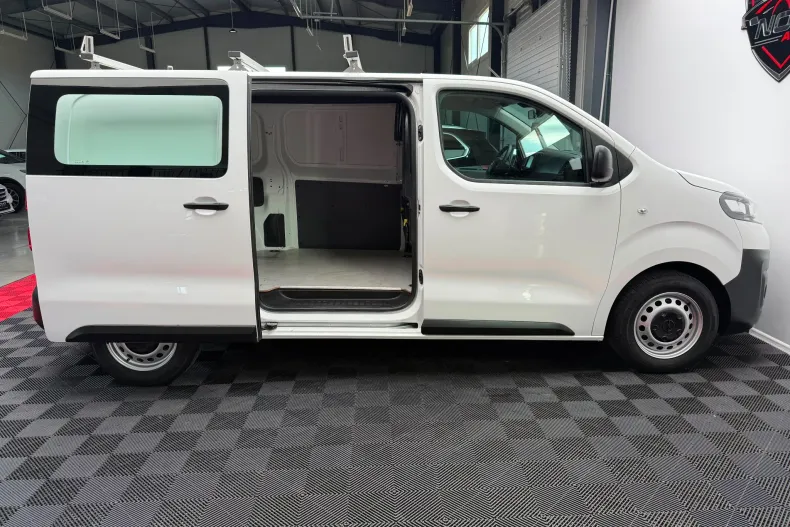 Opel Vivaro din 2022 cu 80.473 km - oferta OPE239422 - foto 32