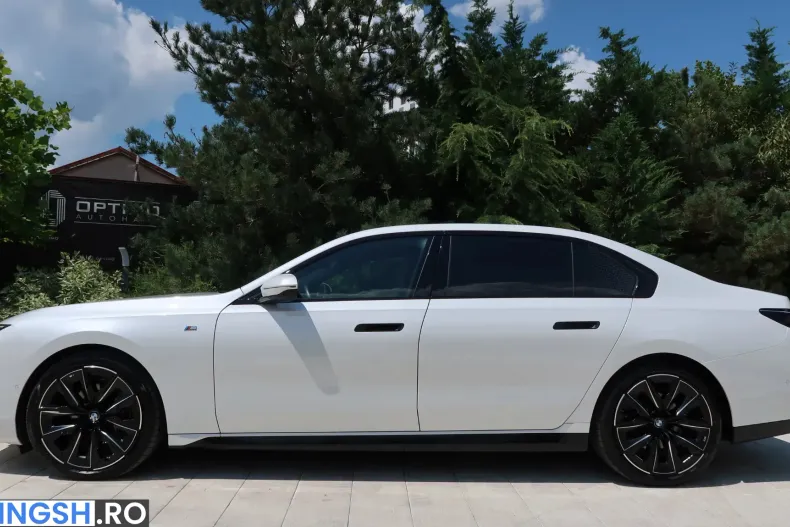 BMW 740d (Seria 7) din 2024 cu 27.042 km - oferta BMW239434 - foto 4