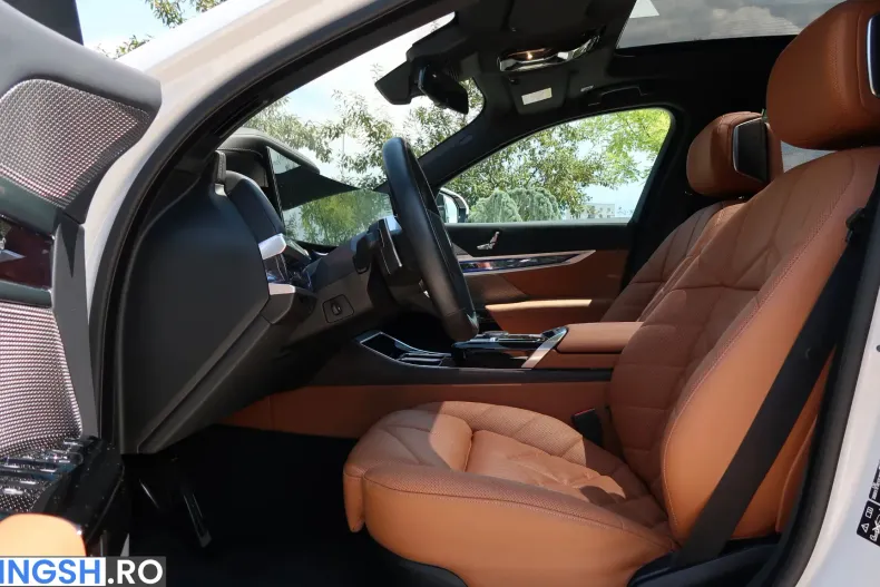 BMW 740d (Seria 7) din 2024 cu 27.042 km - oferta BMW239434 - foto 10