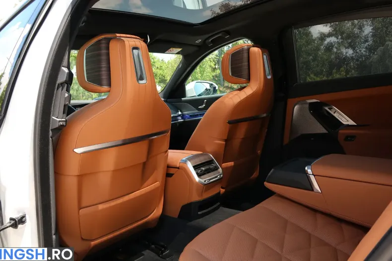 BMW 740d (Seria 7) din 2024 cu 27.042 km - oferta BMW239434 - foto 16