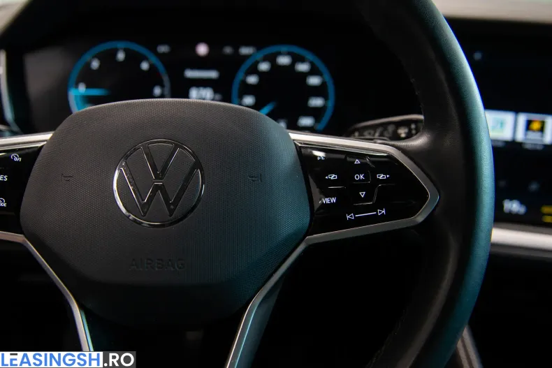 Volkswagen Touareg din 2023 cu 55.000 km - oferta VOL239437 - foto 23