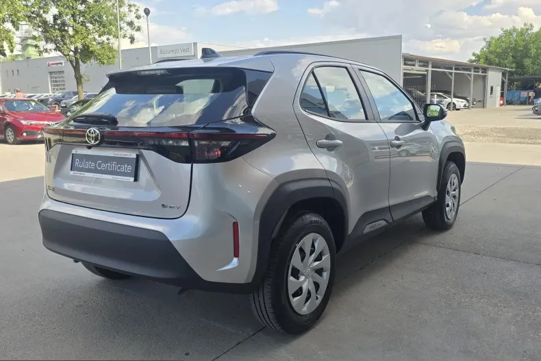 Toyota Yaris Cross din 2026 cu 4.773 km - oferta TOY239450 - foto 4