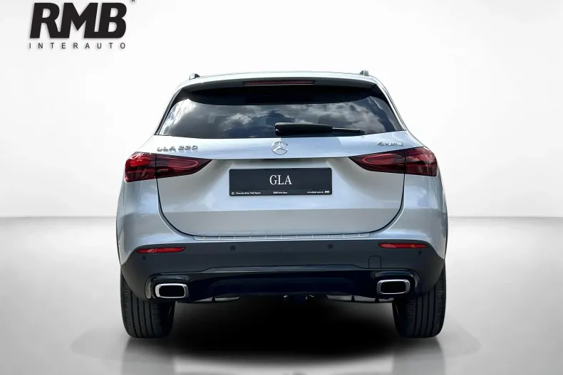 Mercedes-Benz GLA 220 (Clasa GLA) din 2026 cu 17 km - oferta MER239452 - foto 4