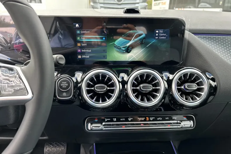 Mercedes-Benz GLA 220 (Clasa GLA) din 2026 cu 17 km - oferta MER239452 - foto 20