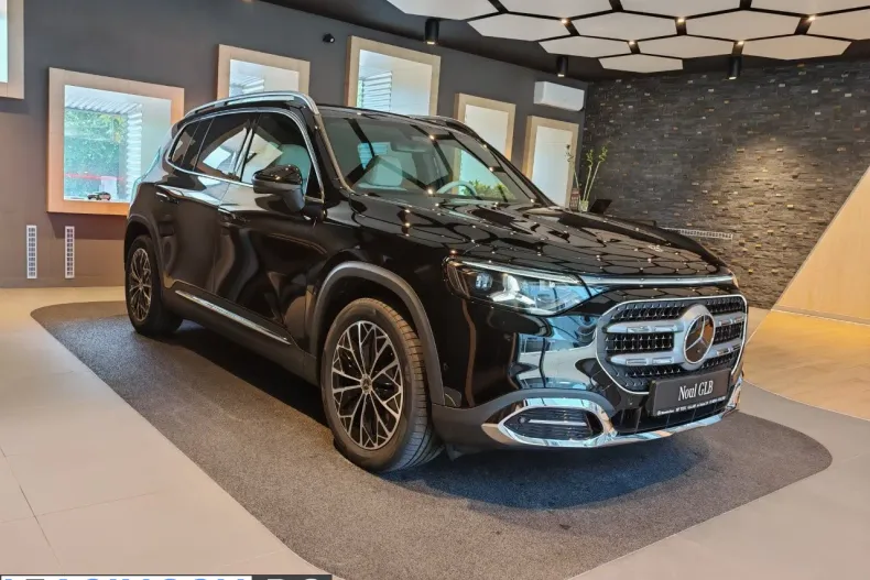 Mercedes-Benz GLB 200 (Clasa GLB) din 2026 cu 1 km - oferta MER239455 - foto 1