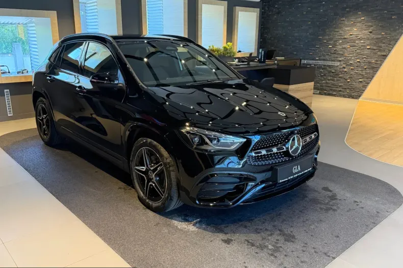 Mercedes-Benz GLA 200 (Clasa GLA) din 2026 cu 1 km - oferta MER239457 - foto 3