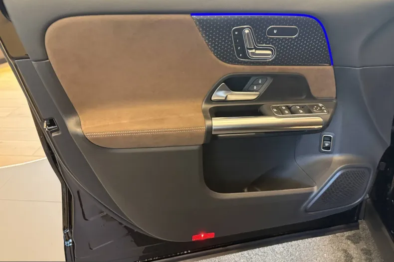 Mercedes-Benz GLA 200 (Clasa GLA) din 2026 cu 1 km - oferta MER239457 - foto 12