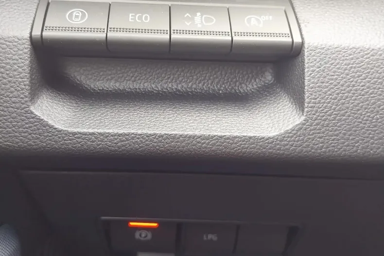 Dacia Duster din 2025 cu 9 km - oferta DAC239459 - foto 11