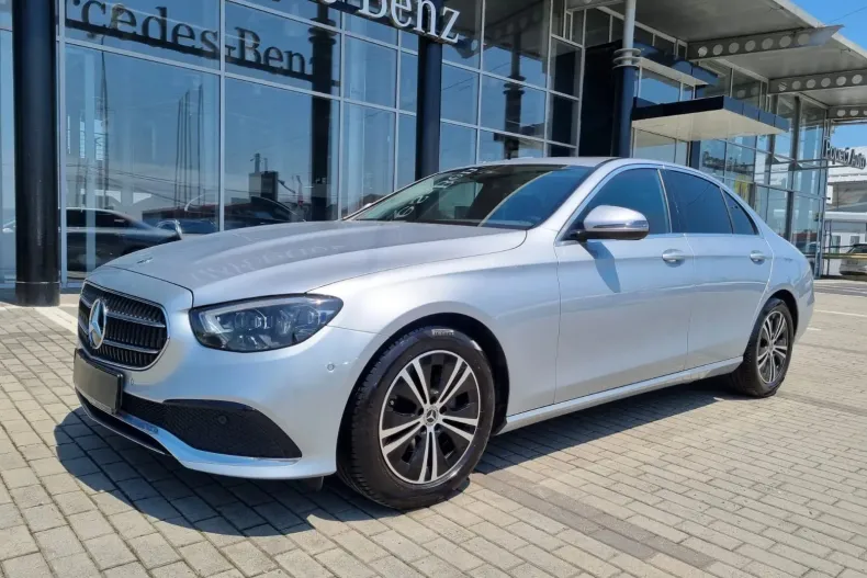 Mercedes-Benz E 220 (Clasa E) din 2020 cu 48.500 km - oferta MER239465 - foto 9