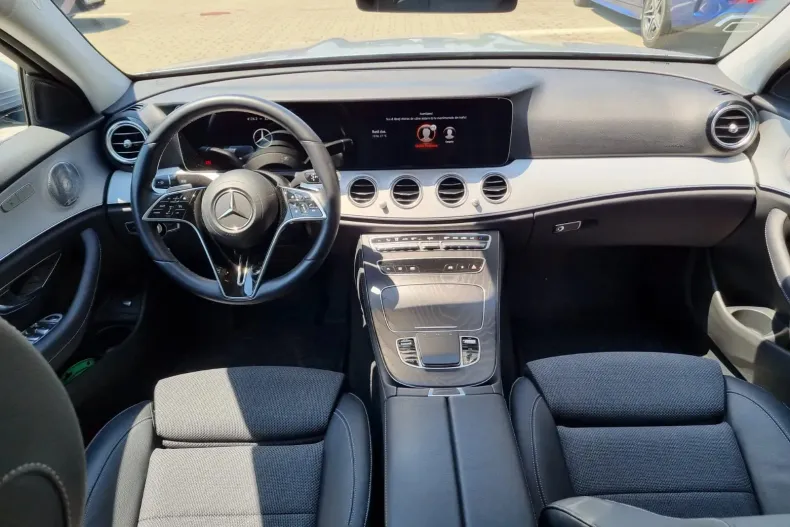 Mercedes-Benz E 220 (Clasa E) din 2020 cu 48.500 km - oferta MER239465 - foto 14