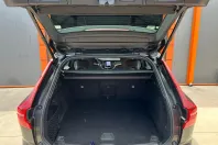 Volvo XC60 din 2021 cu 117.871 km - oferta VOL239466 - foto 21