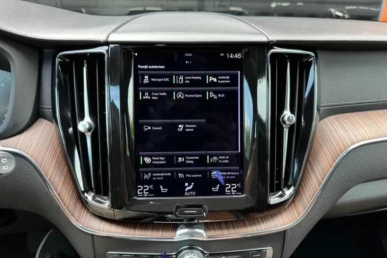 Volvo XC60 din 2021 cu 117.871 km - oferta VOL239466 - foto 25