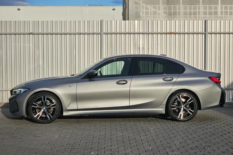 BMW 320d (Seria 3) din 2023 cu 96.976 km - oferta BMW239470 - foto 5