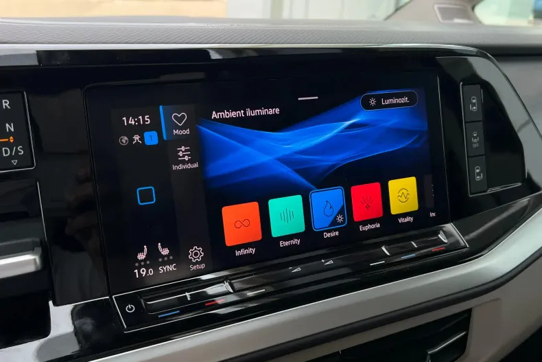 Volkswagen Multivan din 2024 cu 22.889 km - oferta VOL239474 - foto 24