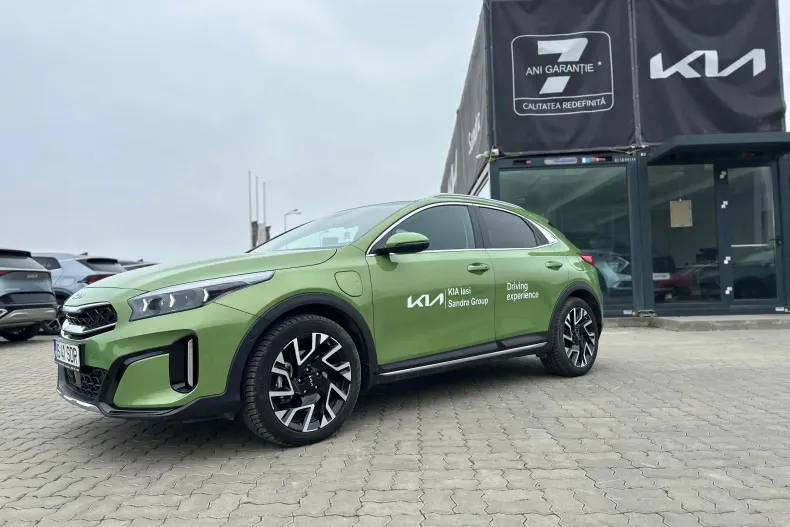 Kia XCeed din 2023 cu 14.100 km - oferta KIA239475 - foto 12