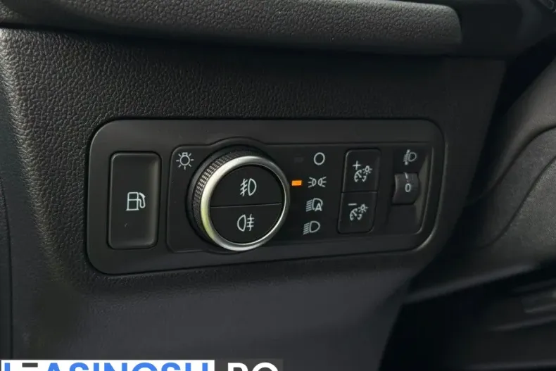 Ford Kuga din 2026 cu 1 km - oferta FOR239496 - foto 18