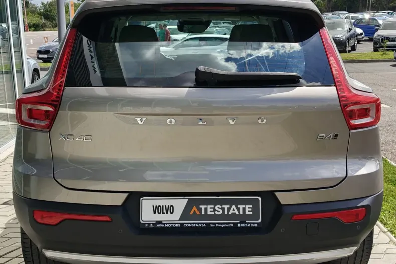 Volvo XC40 din 2021 cu 95.063 km - oferta VOL239501 - foto 6