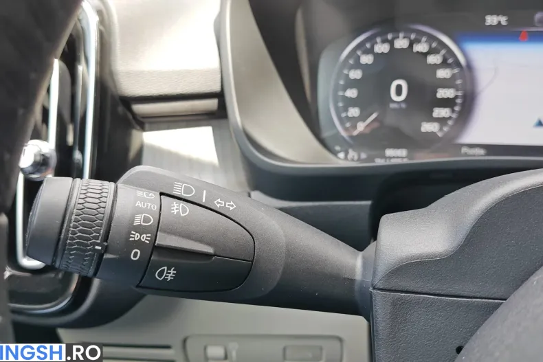 Volvo XC40 din 2021 cu 95.063 km - oferta VOL239501 - foto 18