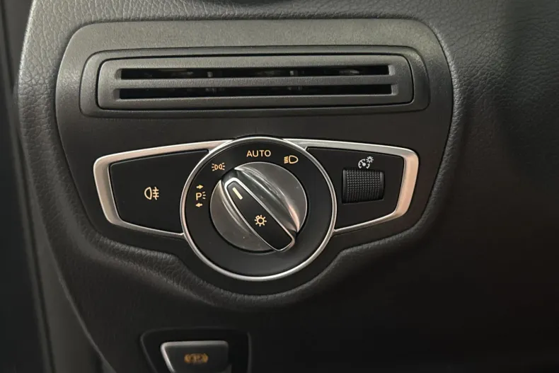 Mercedes-Benz GLC Coupe (Clasa GLC) din 2022 cu 116.412 km - oferta MER239509 - foto 15