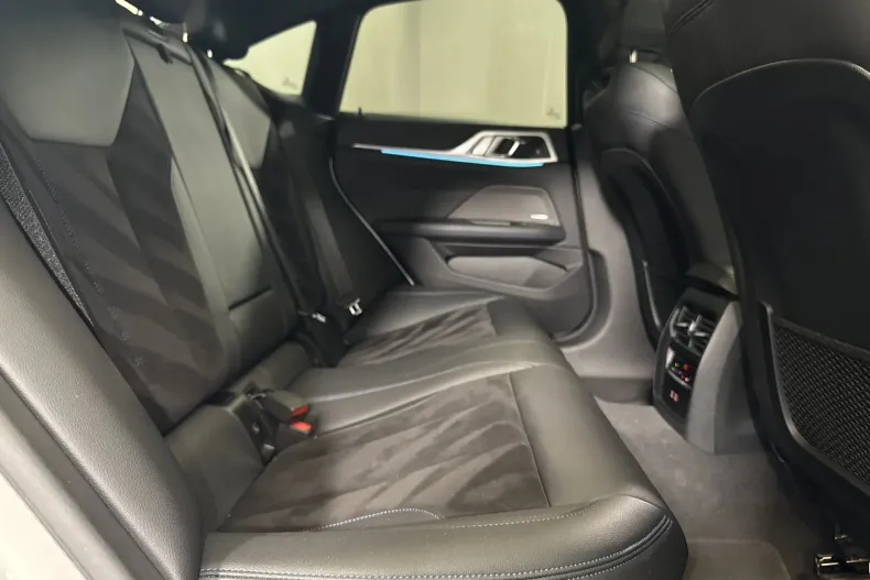 BMW 420d (Seria 4) din 2023 cu 63.928 km - oferta BMW239521 - foto 12