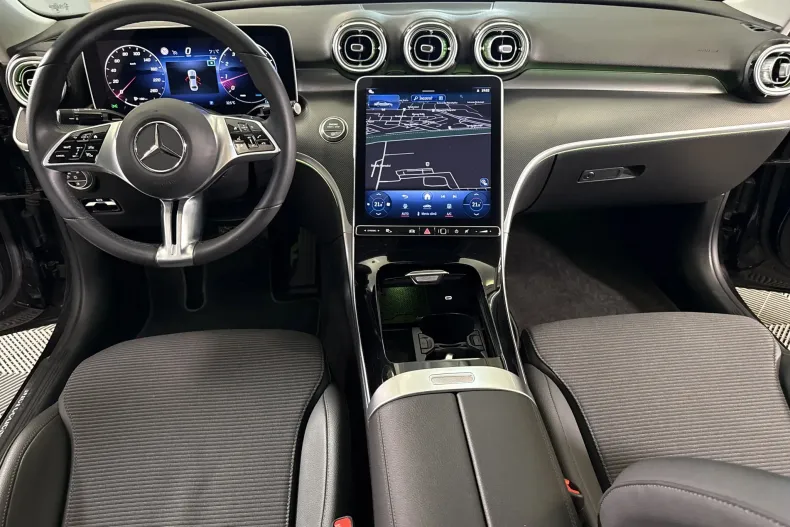 Mercedes-Benz C 300 (Clasa C) din 2024 cu 38.733 km - oferta MER239524 - foto 9
