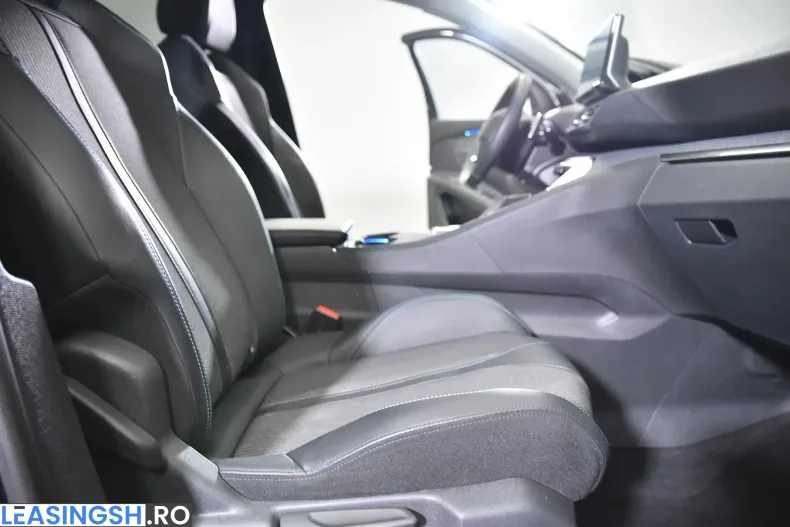 Peugeot 3008 din 2021 cu 87.355 km - oferta PEU239532 - foto 11
