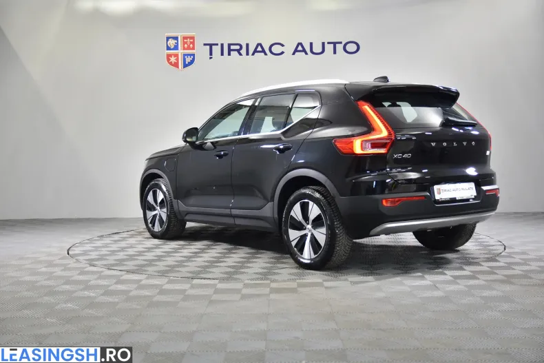 Volvo XC40 din 2021 cu 121.189 km - oferta VOL239540 - foto 3