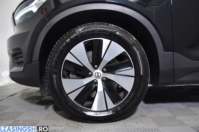 Volvo XC40 din 2021 cu 121.189 km - oferta VOL239540 - foto 13