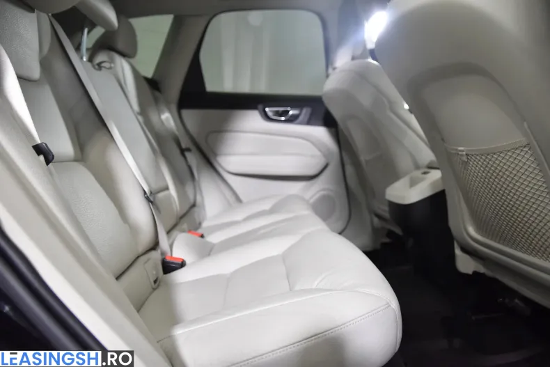 Volvo XC60 din 2024 cu 27.243 km - oferta VOL239543 - foto 12