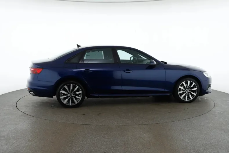Audi A4 din 2022 cu 72.167 km - oferta AUD239554 - foto 4