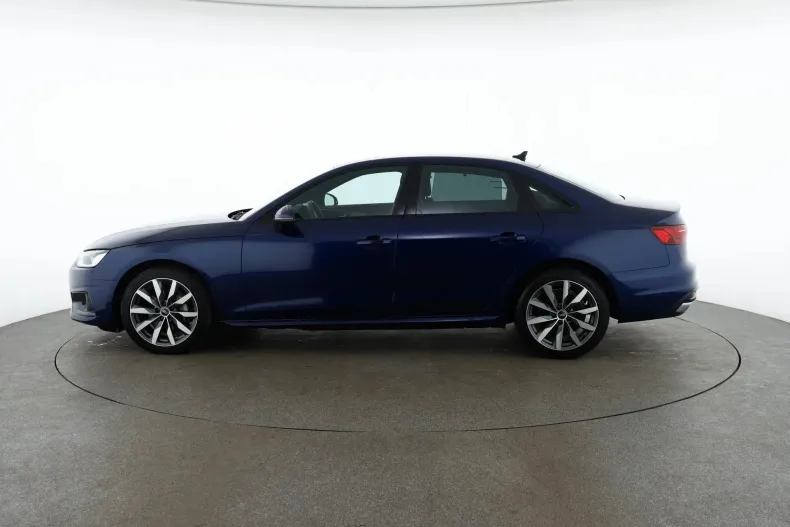 Audi A4 din 2022 cu 72.167 km - oferta AUD239554 - foto 8
