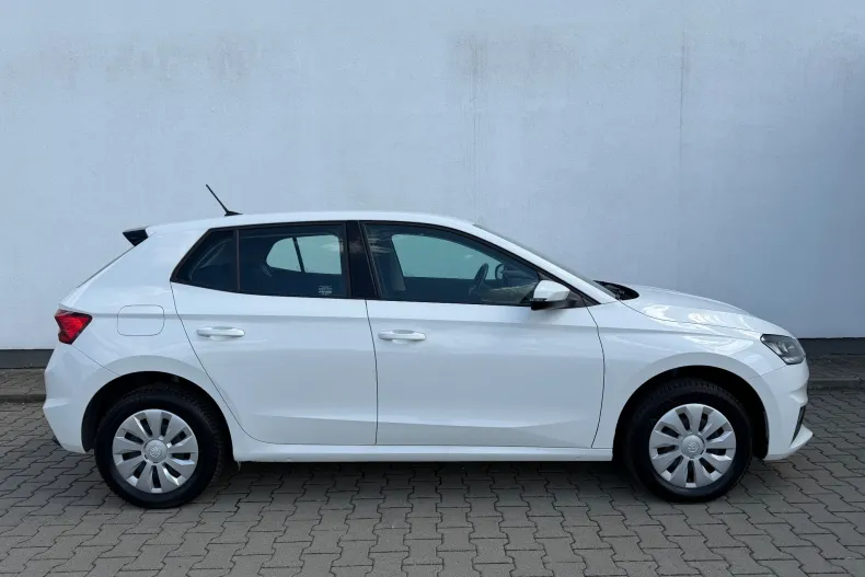 Skoda Fabia din 2023 cu 61.800 km - oferta SKO239560 - foto 6