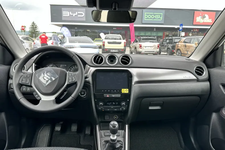 Suzuki Vitara din 2025 cu 7 km - oferta SUZ239567 - foto 7