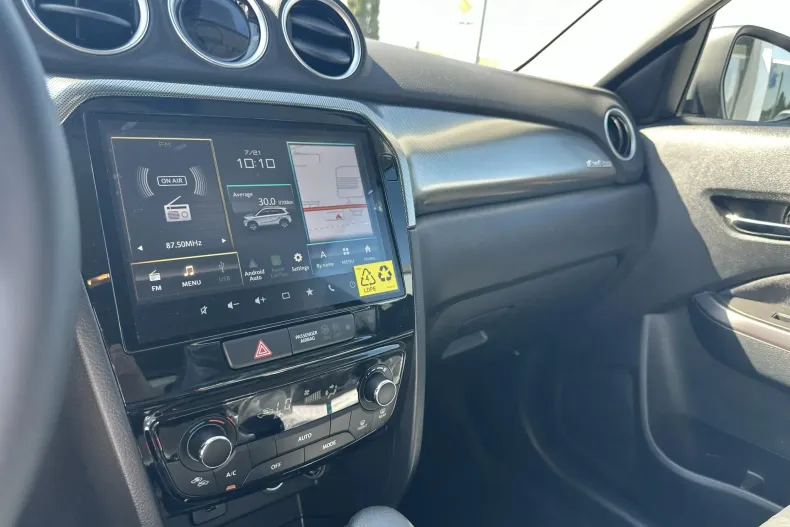 Suzuki Vitara din 2026 cu 5 km - oferta SUZ239568 - foto 13
