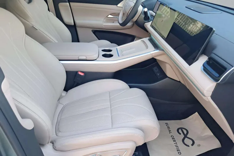 XPENG G9 din 2026 cu 2.500 km - oferta XPE239574 - foto 20