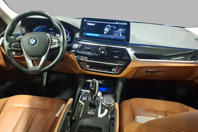 BMW 530e (Seria 5) din 2022 cu 66.566 km - oferta BMW239576 - foto 6
