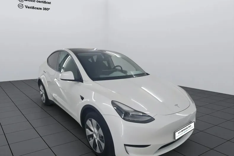 Tesla Model Y din 2023 cu 64.360 km - oferta TES239578 - foto 3