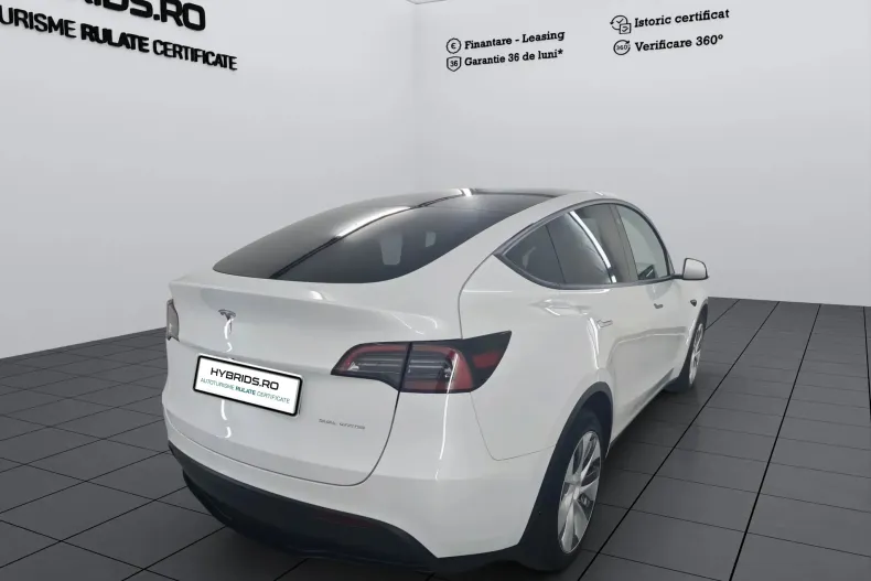 Tesla Model Y din 2023 cu 64.360 km - oferta TES239578 - foto 5