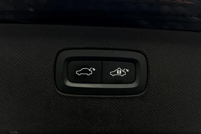Volvo XC90 din 2022 cu 150.429 km - oferta VOL239581 - foto 16