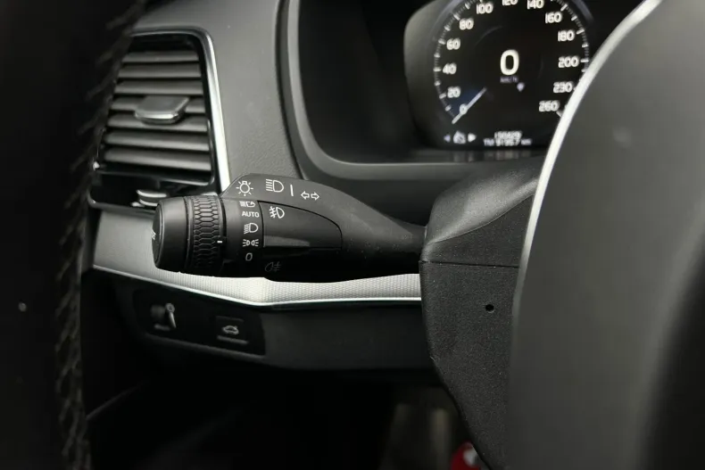 Volvo XC90 din 2022 cu 150.429 km - oferta VOL239581 - foto 22