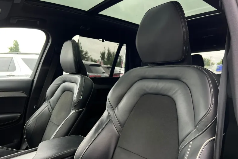 Volvo XC90 din 2022 cu 150.429 km - oferta VOL239581 - foto 33