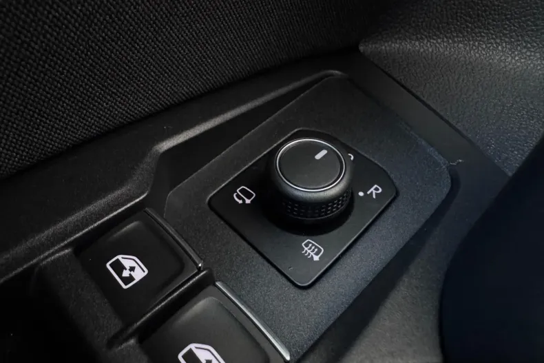 Volkswagen Tiguan din 2021 cu 99.050 km - oferta VOL239583 - foto 21