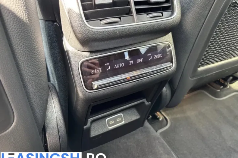 Mercedes-Benz GLE (Clasa GLE) din 2025 cu 39.101 km - oferta MER239586 - foto 9