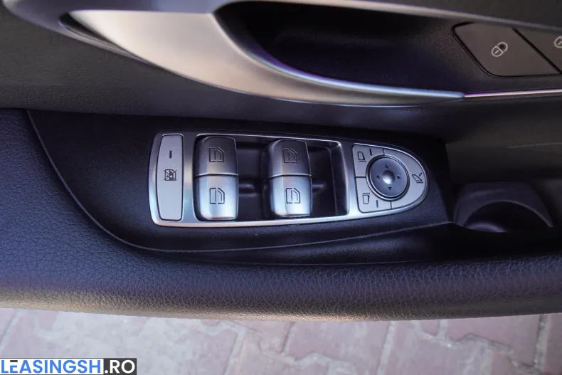 Mercedes-Benz E 450 (Clasa E) din 2023 cu 80.000 km - oferta MER239587 - foto 14