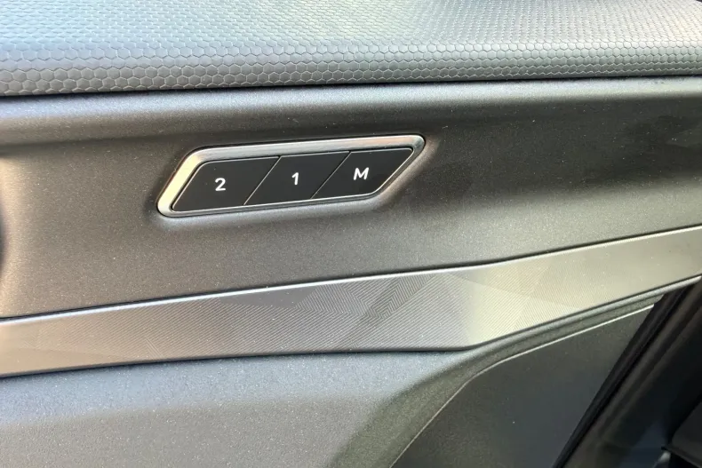 Lynk & Co 01 din 2022 cu 53.700 km - oferta LYN239594 - foto 14