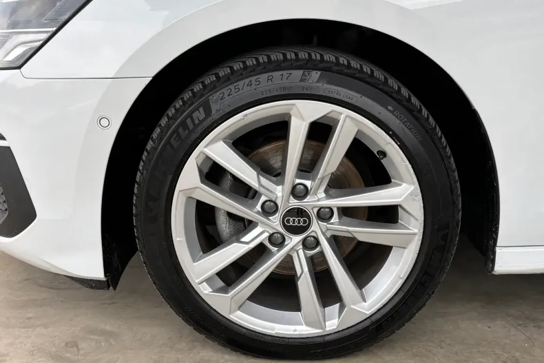 Audi A3 din 2023 cu 172.900 km - oferta AUD239604 - foto 11