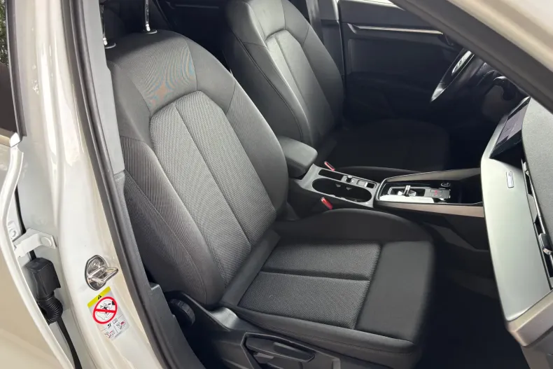 Audi A3 din 2023 cu 172.900 km - oferta AUD239604 - foto 37