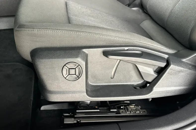Audi A3 din 2023 cu 172.900 km - oferta AUD239604 - foto 38
