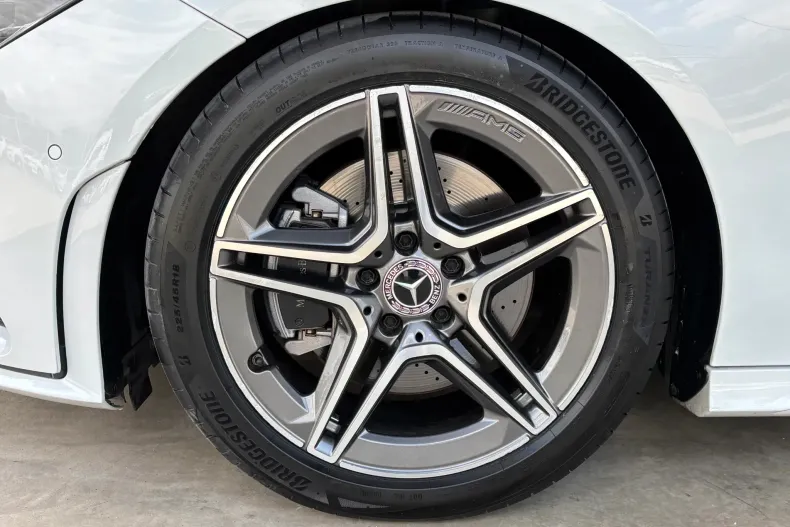 Mercedes-Benz CLA 200 (Clasa CLA) din 2021 cu 163.000 km - oferta MER239605 - foto 13