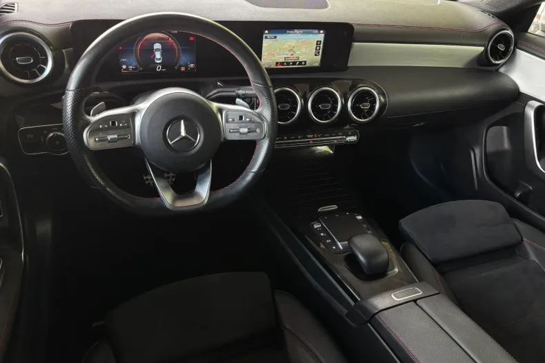 Mercedes-Benz CLA 200 (Clasa CLA) din 2021 cu 163.000 km - oferta MER239605 - foto 14